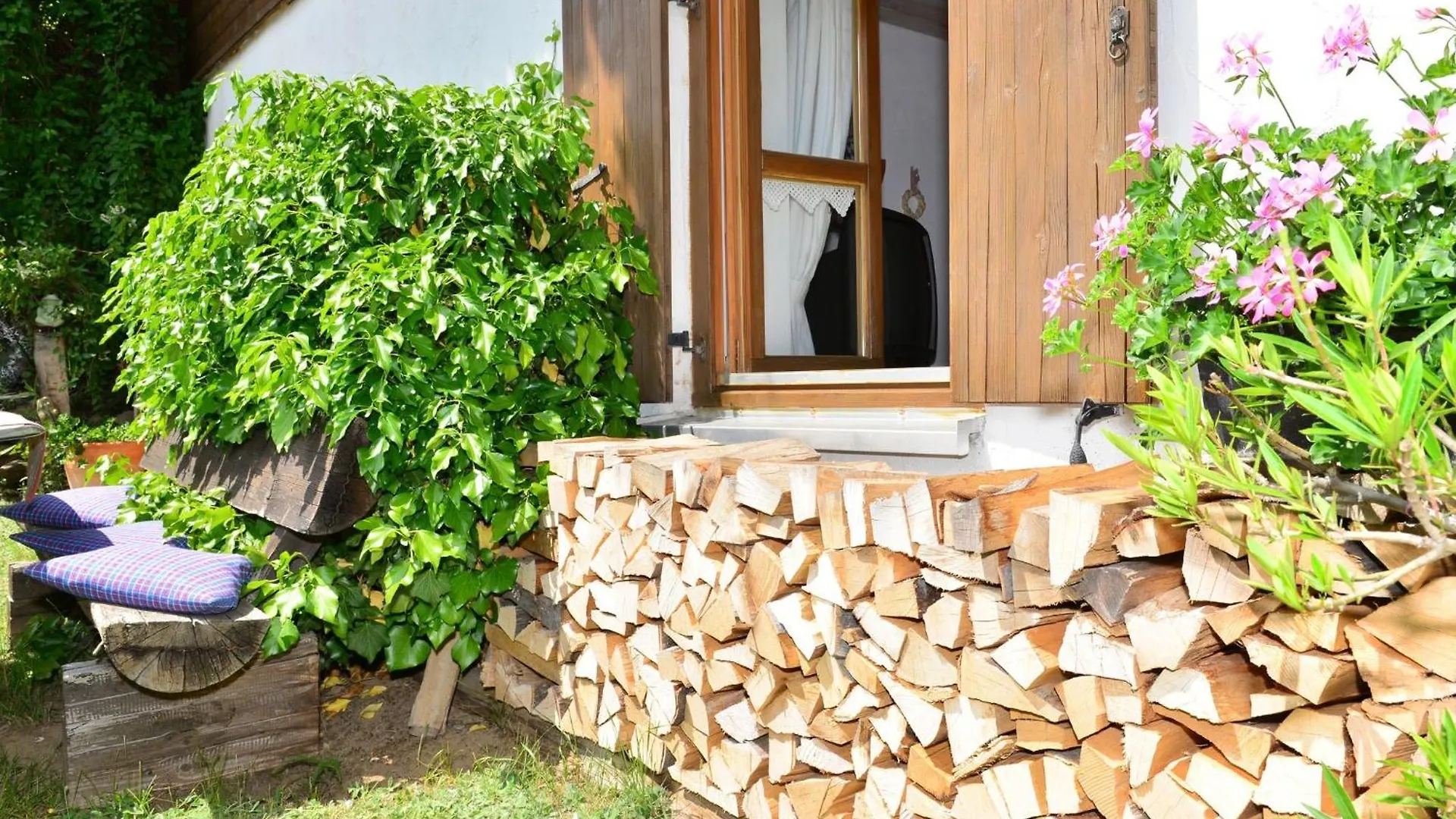 Flat In Bayerisch Eisenstein With Garden Apartment Germany